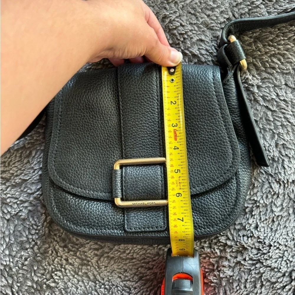 MICHAEL KORS Large Maxine Black Pebbled Leather Saddle Bag